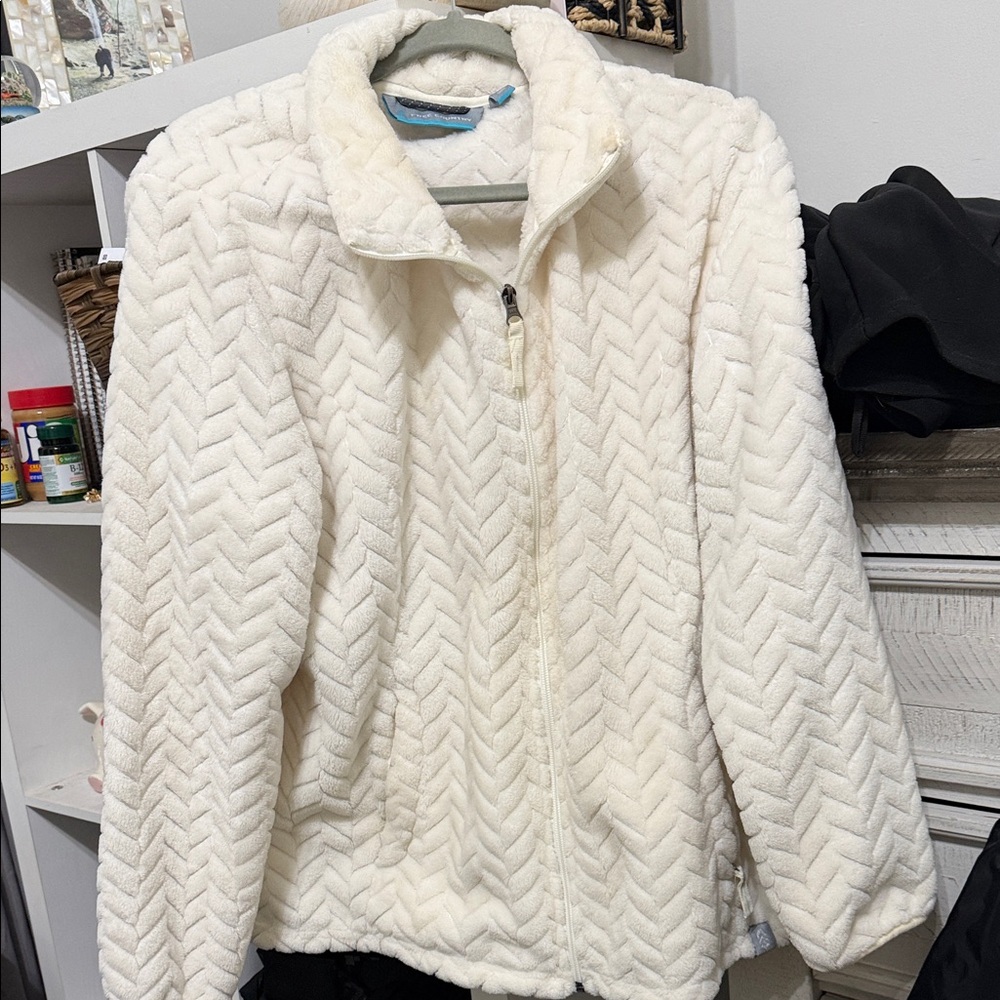 Free Country Women's Off-White Chevron Teddy Jacket